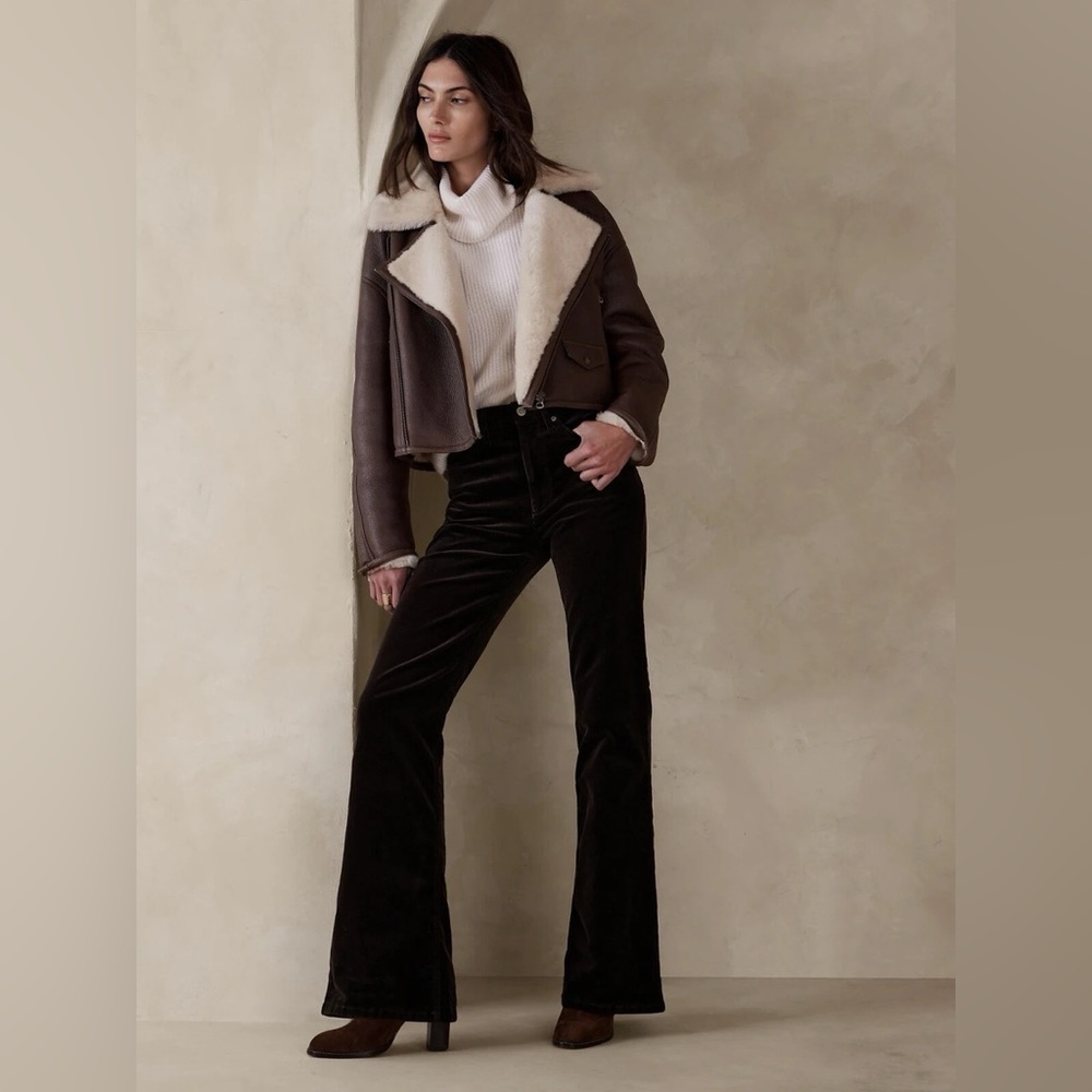 NWT! Banana Republic Brown The Relaxed Flare Corduroy Pant - Size 24 PETITE 📀2️⃣